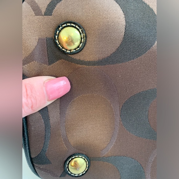 Coach Shoulder Bag Brownish Blush Lining Gold Middle Clasp Numerous Pockets - Picture 11 of 11